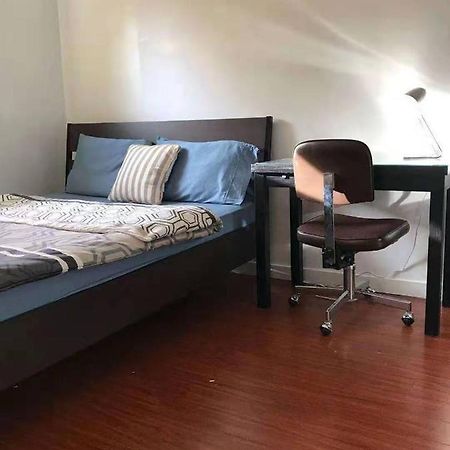 Family House In The City Center Appartamento Richmond Esterno foto